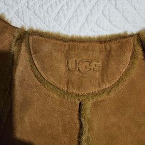Swade ugg poncho